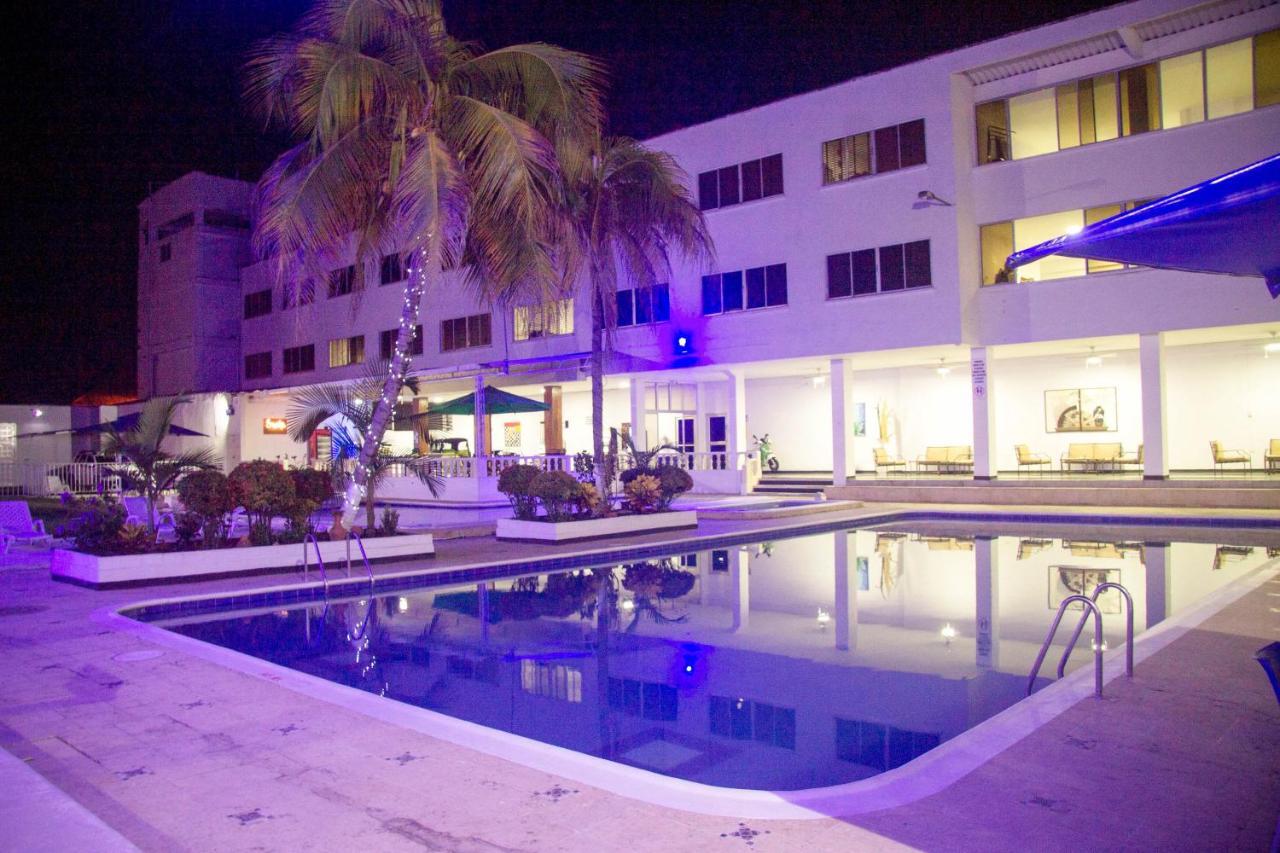 Hotel Mall Santana Del Rio La Dorada Dış mekan fotoğraf
